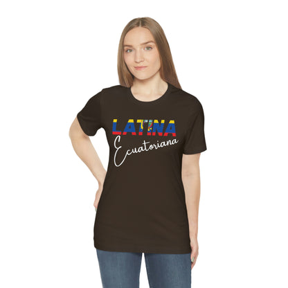 Latina Ecuatoriana, Shirt