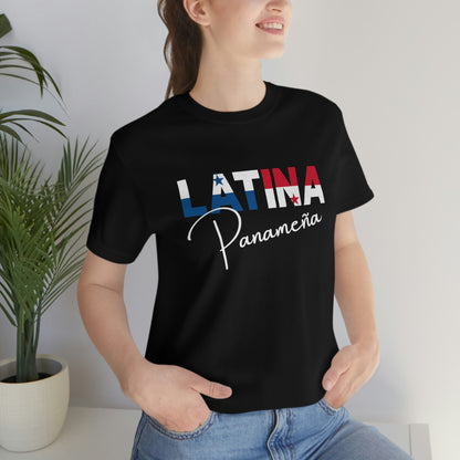 Latina Panameña, Shirt