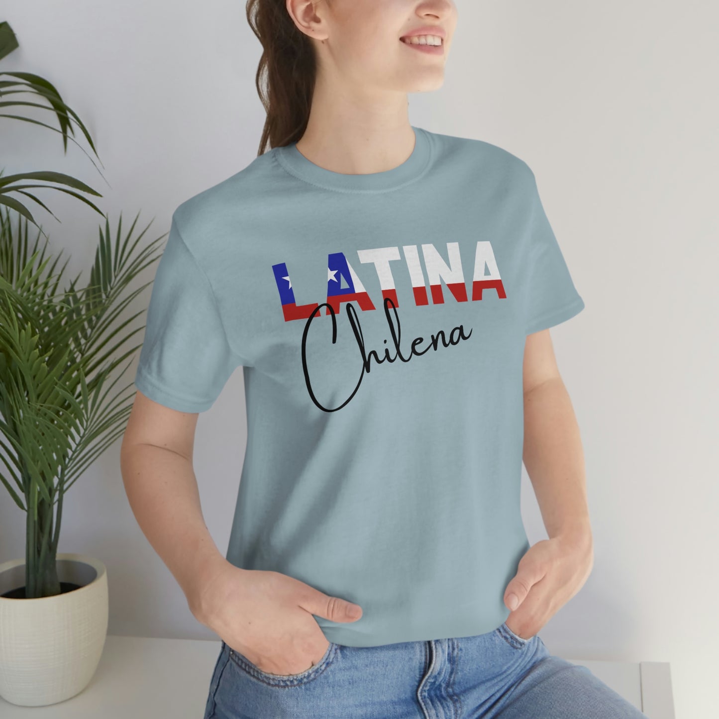 Latina Chilena, Shirts