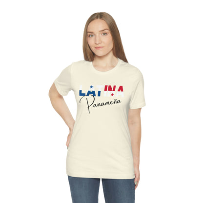 Latina Panameña, Shirt